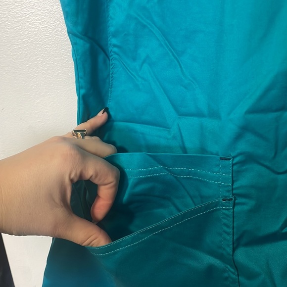Brand new scrub top - Picture 2 of 7